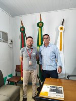 CÂMARA MUNICIPAL DE VEREADORES RECEBE REPRESENTANTE DA RGE