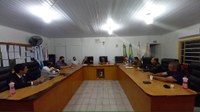 CÂMARA MUNICIPAL DE VEREADORES RECEBE SECRETÁRIO MUNICIPAL DE MEIO AMBIENTE E TURISMO