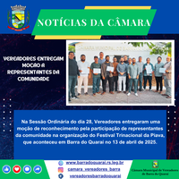 VEREADORES ENTREGAM MOÇÃO A REPRESENTANTES DA COMUNIDADE
