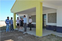 Vereadores visitam obras da nova creche