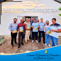 VICE-PREFEITO E SECRETÁRIO APRESENTAM AOS VEREADORES NOVO PROJETO DE EDUCAÇÃO AMBIENTAL